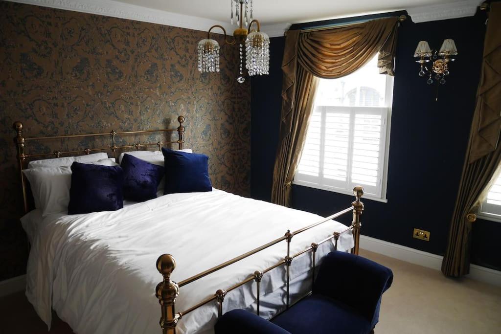 Villa Luxury 2 Bed Georgian Townhouse, Old Portsmouth Exterior foto