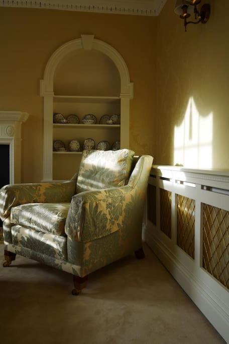 Villa Luxury 2 Bed Georgian Townhouse, Old Portsmouth Exterior foto